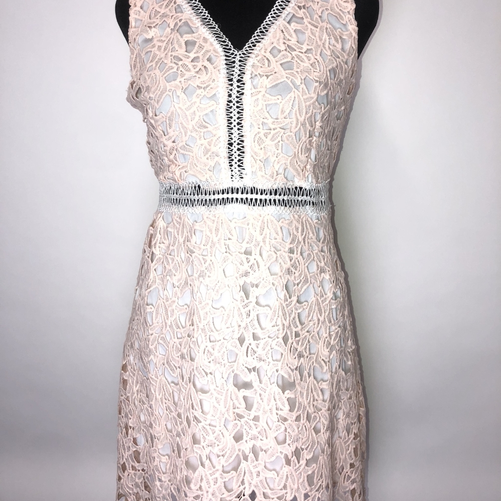 Applique Mini dress in pink, NEW